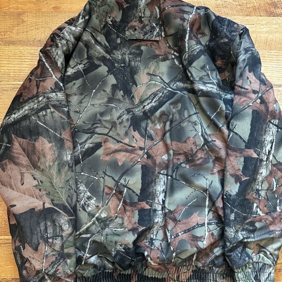 Trail Crest Camp Coat - Picture 2 of 9